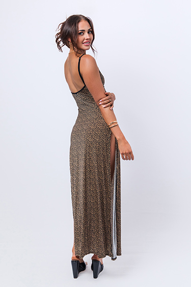 5829 dress-back